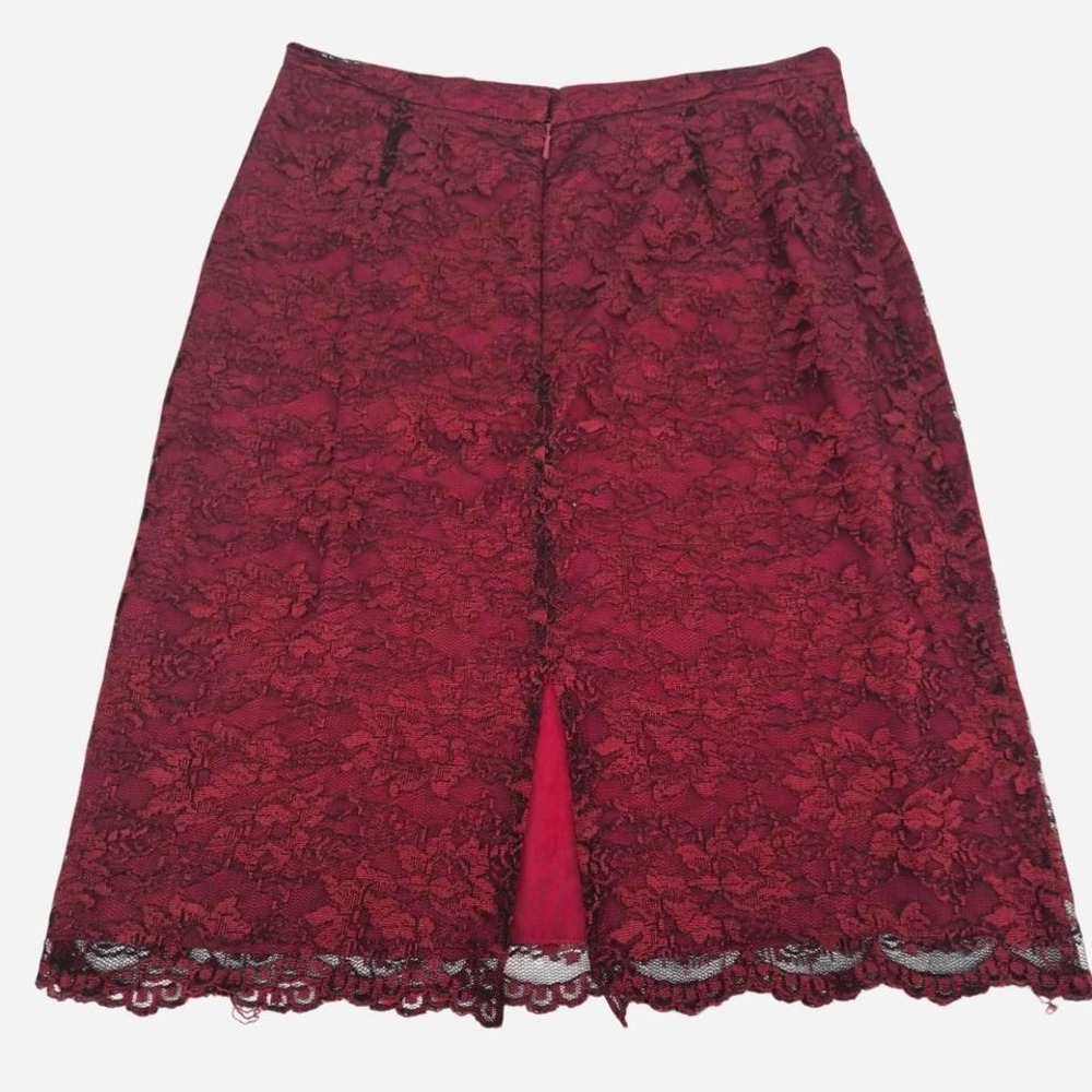 Vintage Worthington red lace midi skirt with zipper closure. Size: 10 - Picture 3 of 5